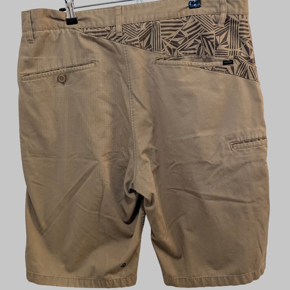 Volcom Men's Shorts | Size 36 | Inseam 11.5" - Picture 2 of 6